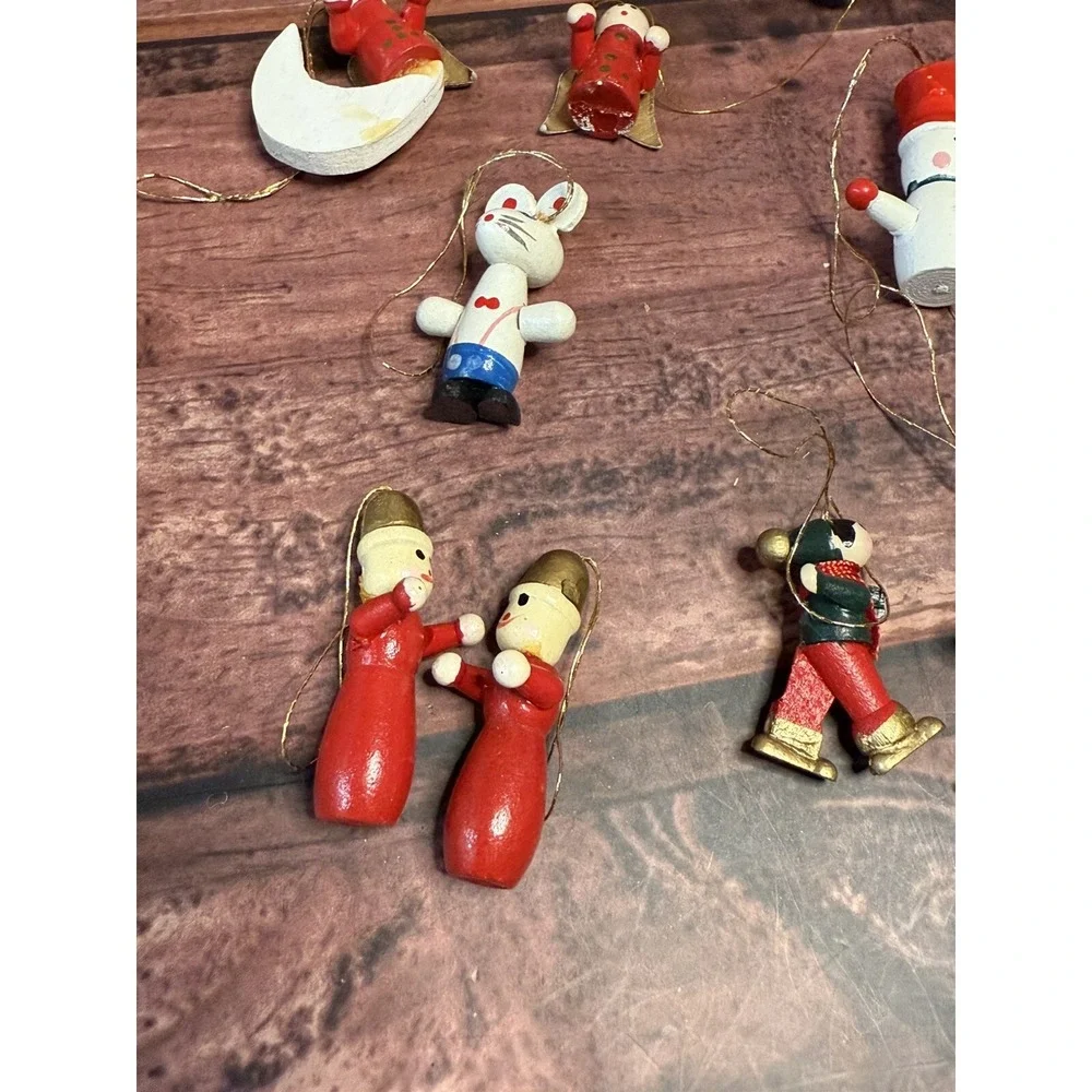 Wood Hand Crafted Vintage Christmas Ornaments Lot of 18 Mini Figurines